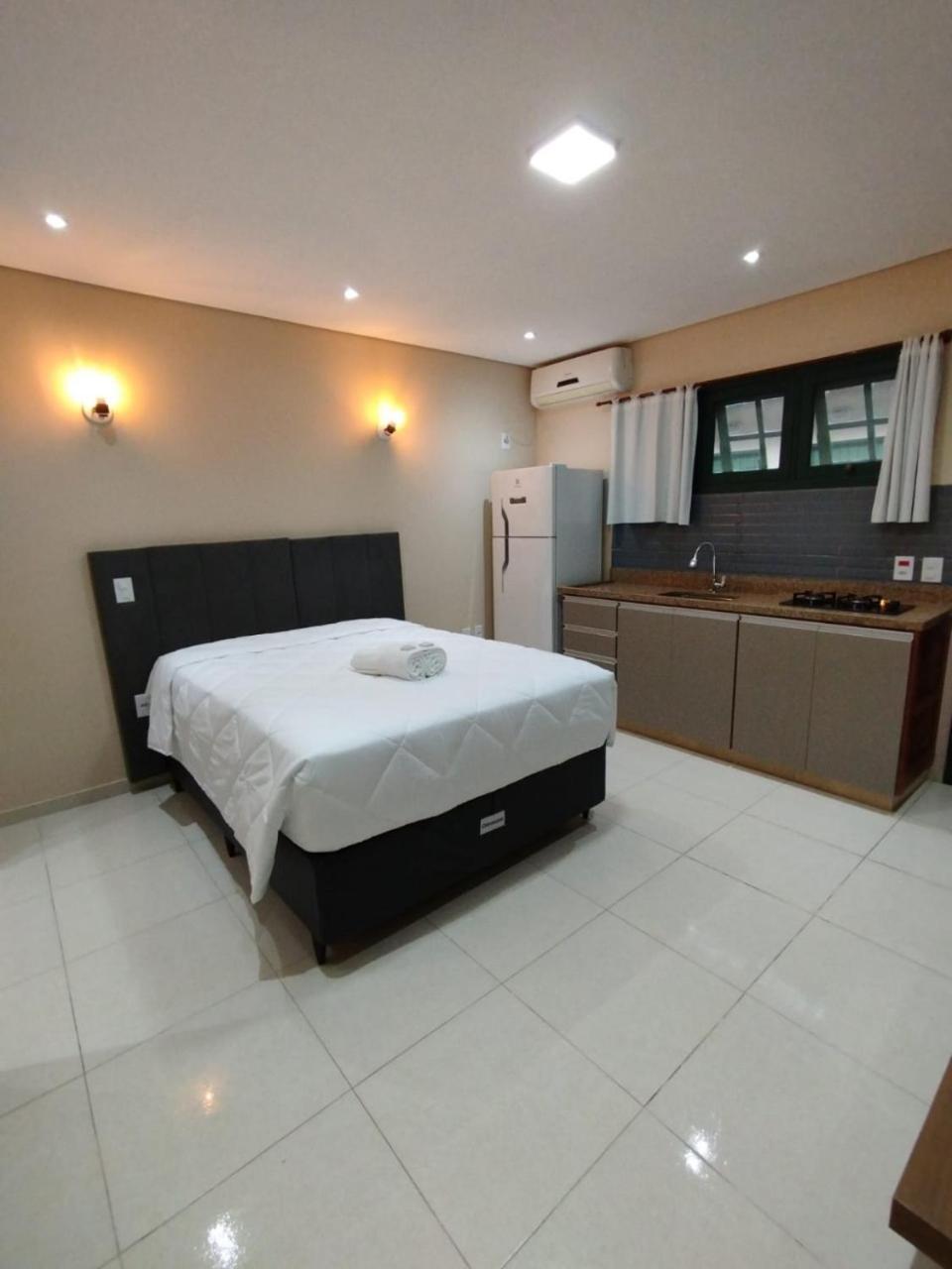 Flats Village Acacias Парати Екстериор снимка
